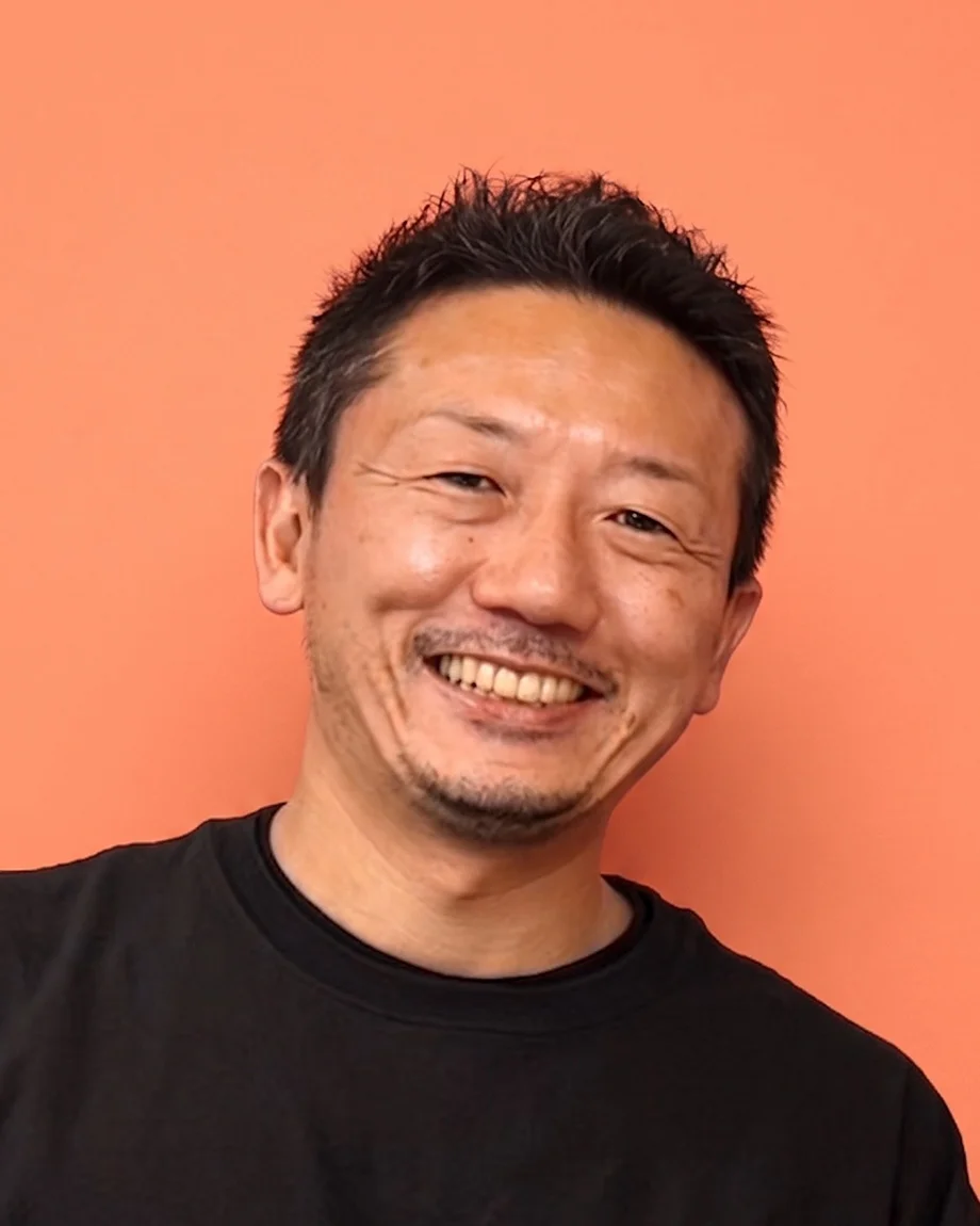 高村 哲貴 氏